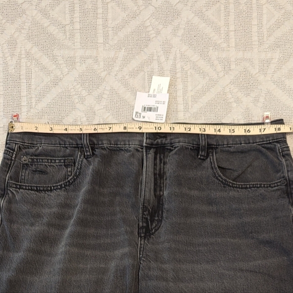 American Eagle Black Strigid High-Waisted Stovepipe Jean - New With Tags - Picture 5 of 9